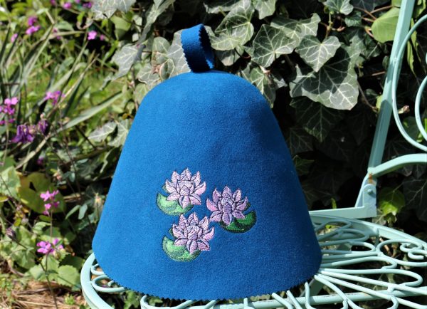 sauna hat with embroidered lilien